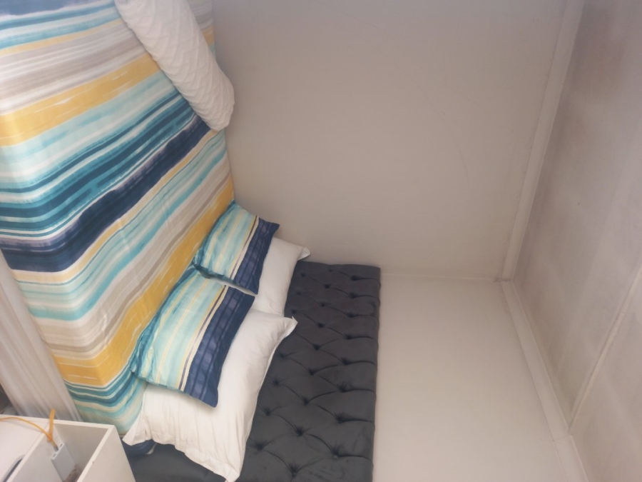 3 Bedroom Property for Sale in Mandela Park Western Cape